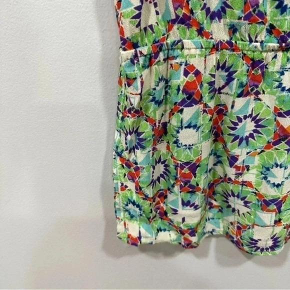 🍁 CAbi #316 Kaleidoscope sleeveless multi color print tie neck blouse Small - Picture 6 of 11